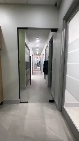 Comercial Glass Door  #glassdoor #glassdesign #viral 