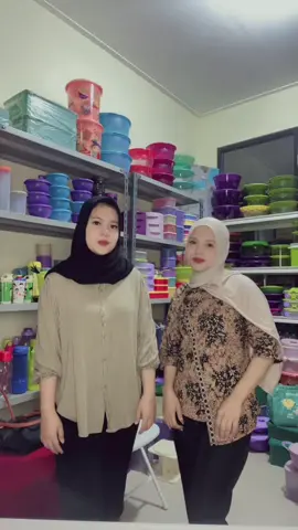 Sini bun masuk#anakkerja #tupperware #tupperware #moorlife 