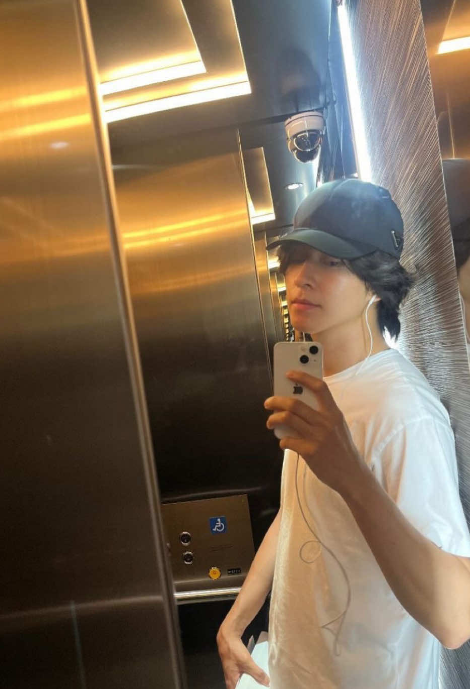 idc this man always been fine #hongkyung #kdrama #foryoupage #fyp #viral 