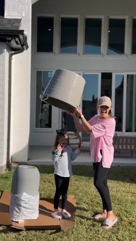 bubble bath costume tutorial!! 🧽🫧 added a ton of last minute more unique costumes to my Amz under my list “ Halloween costumes “ 🥰  Can’t wait to show yall this years next week!!!  #familycostume #familycostumes #costumetutorial #diycostume #homeadecostume 