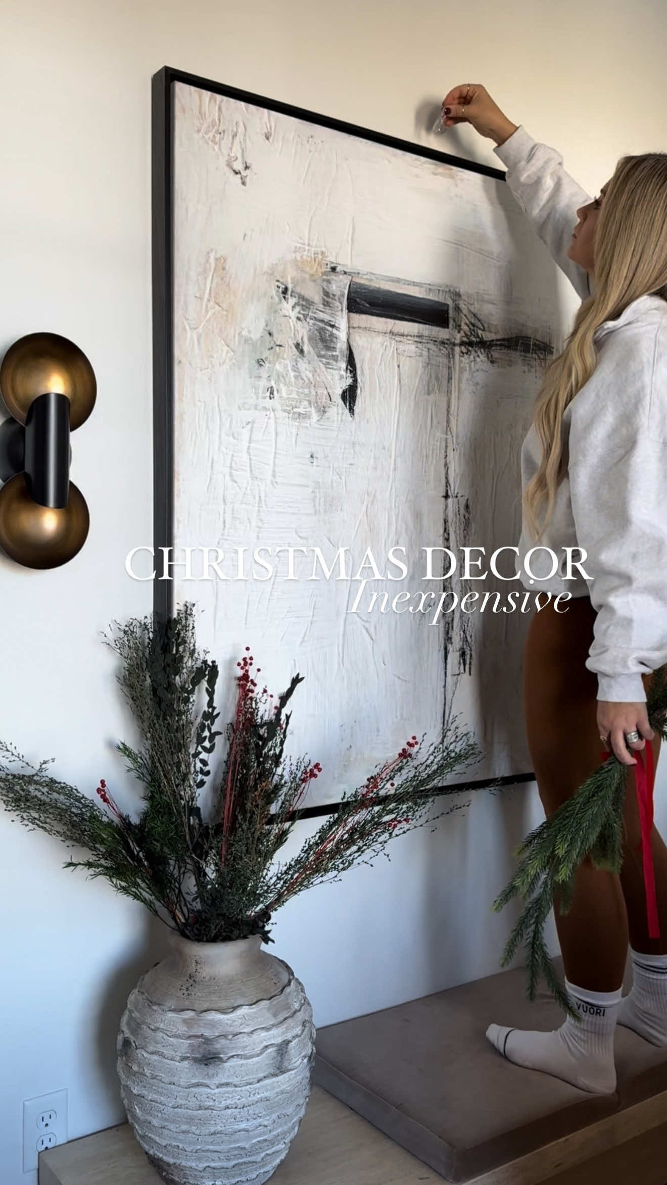 Such a cute way to add some Christmas all over! #christmas #christmasdecor 