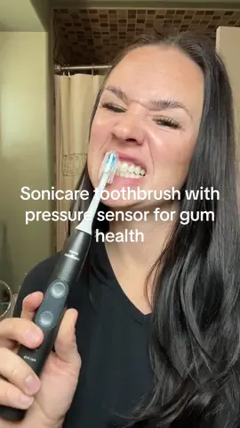I’m excited to focus on my gum health with this toothbrush 🪥 The pressure sensor and timer make such a difference! Sonicare is the best hands down 🙌🏼 #gumhealth #dentalhealth #toothbrush #oralcareroutine #oralcare 