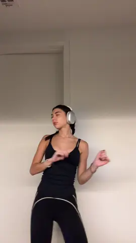 Is there a lag from my headphones