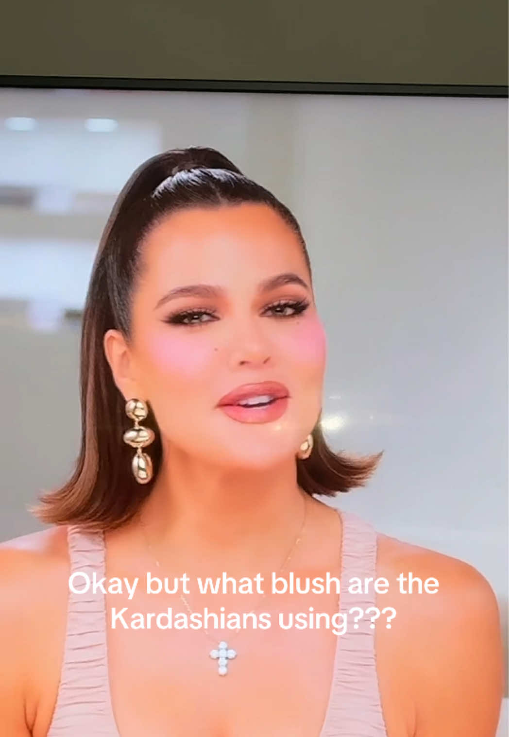 I need to know what this blush is immediately. #kardashians @kardashianshulu 