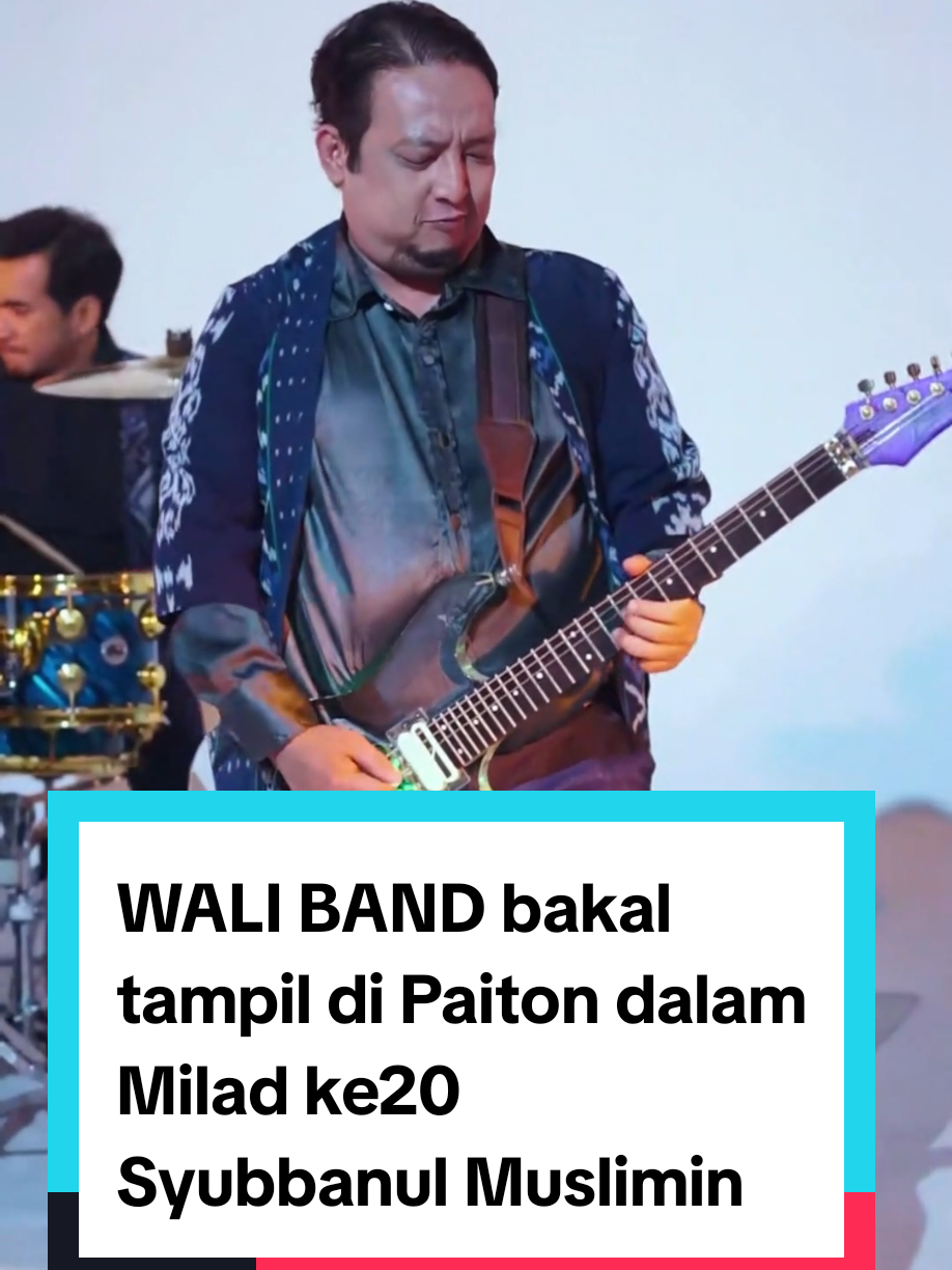 Kabar gembira buat warga Probolinggo dan sekitarnya! Jumat malam ini, WALI BAND bakal tampil langsung di Paiton dalam rangka Milad ke-2 Syubbanul Muslimin 🎉 Suasana bakal pecah, penuh sholawat, musik, dan energi positif! Jangan cuma nonton dari story , datang dan rasakan sendiri keseruannya! #syubbanulmuslimin  #wisataprobolinggo