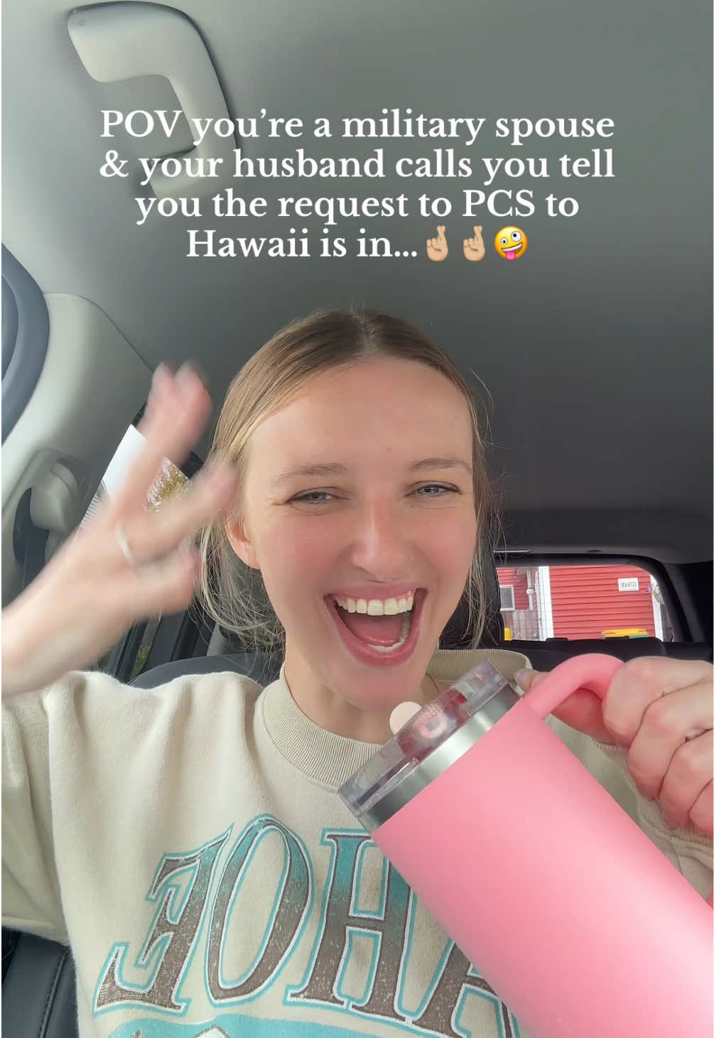 Where are all my Hawaii girlies at?? Tell me the good the bad and the ugly!!🤪🤪#militarylife#militarytiktok#militaryspouse#militaryfamily#PCS 