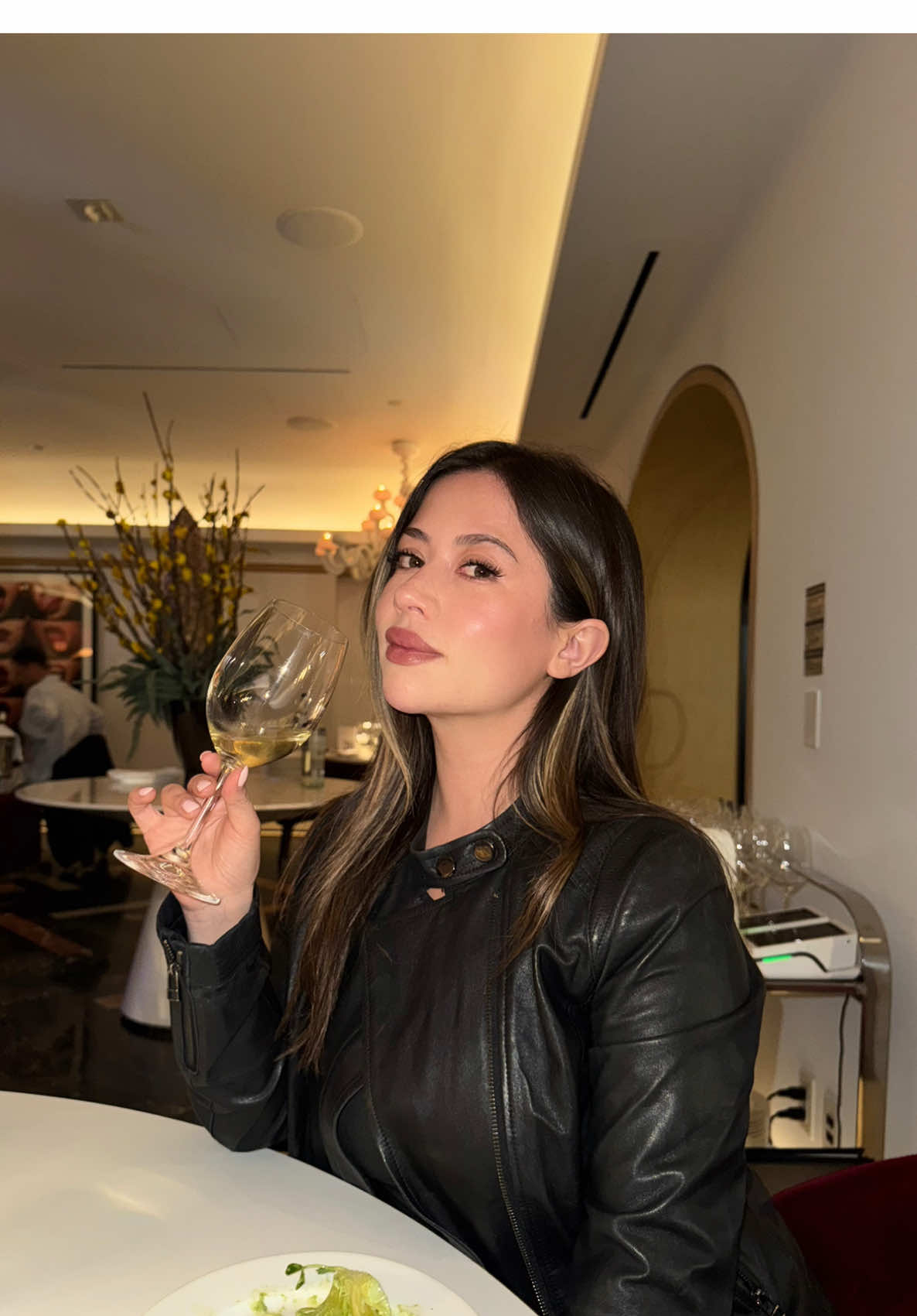 Come with me for date night  ✨🥀🍷🍝