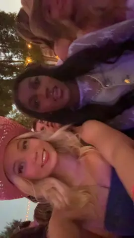 my favs seeing my fav 🤗🤗 @calista @Azalea🩷 @Jay💙 #tymyers 