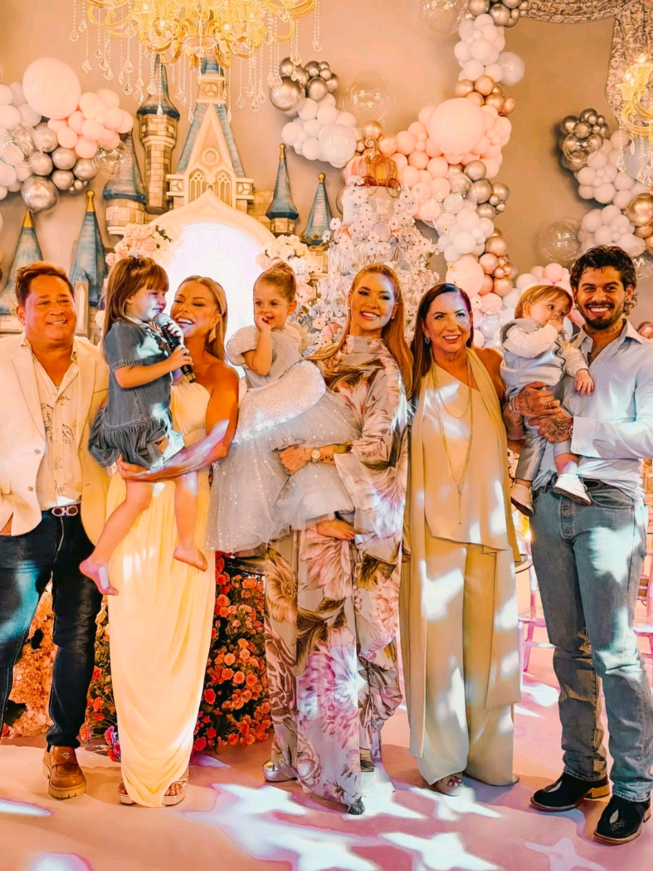 aniversário maria flor   .  Virgínia  Fonseca,  maria flor,  aniversário. Zé Felipe 