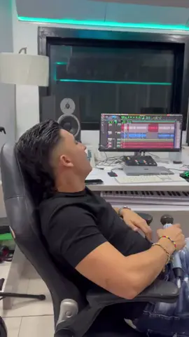 🥃🎤@juliorojasdiaz  #vallenato #vallenato #faritortiz #barranquilla #bogota 