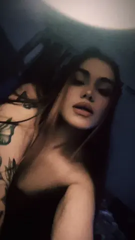 I got one thing stuck in my mind💞