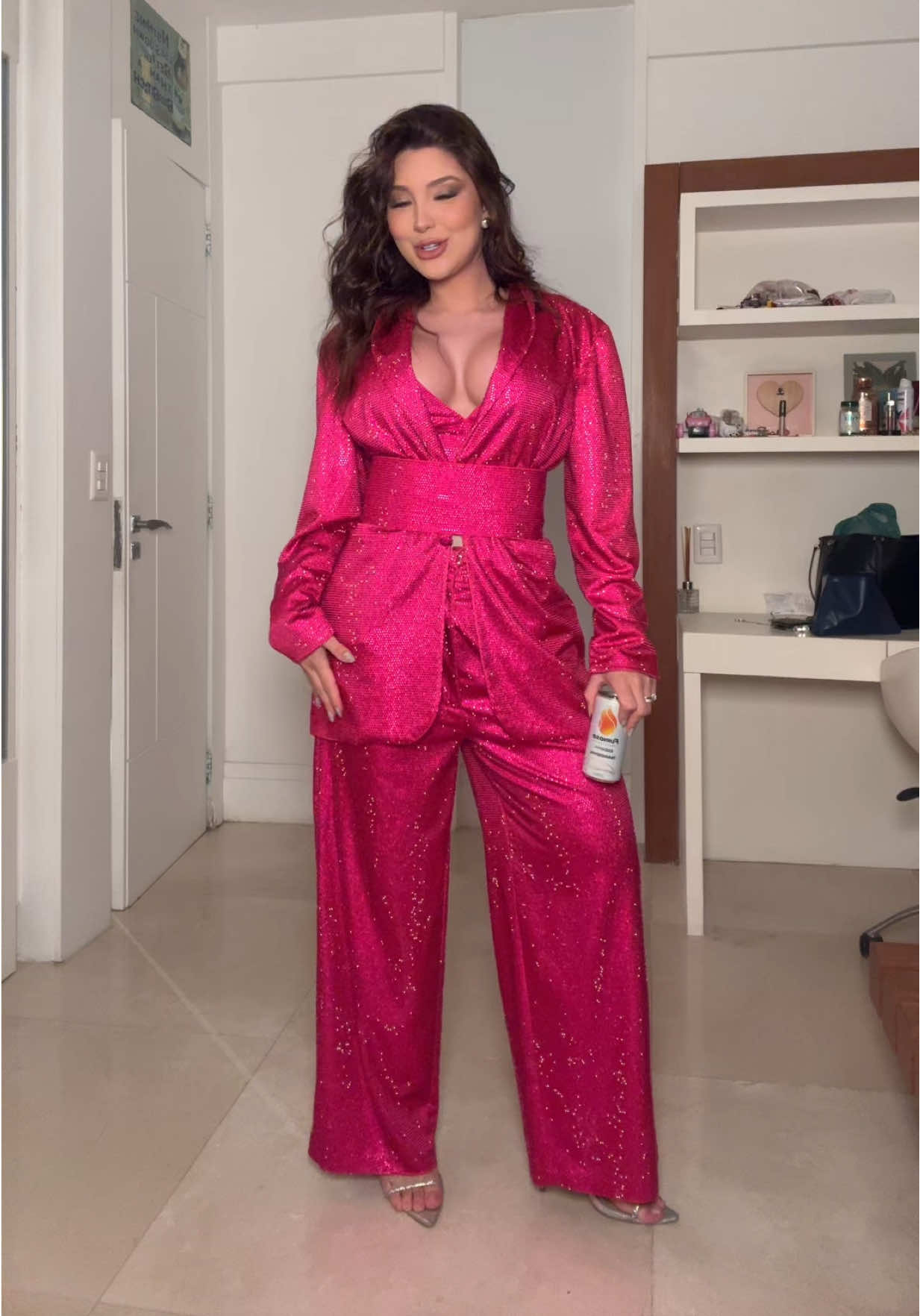 Tá babado esse look né ?! 💖 @Época Cosméticos 