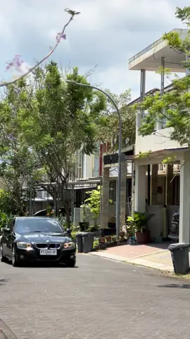 bmw 320i e90 hanya mobil tua