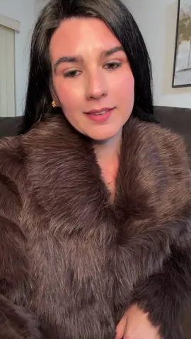 Full Of Charisma Faux Fur Crop de @Fashion Nova #fauxfurcropjacket#jacket #inviernooutfits 