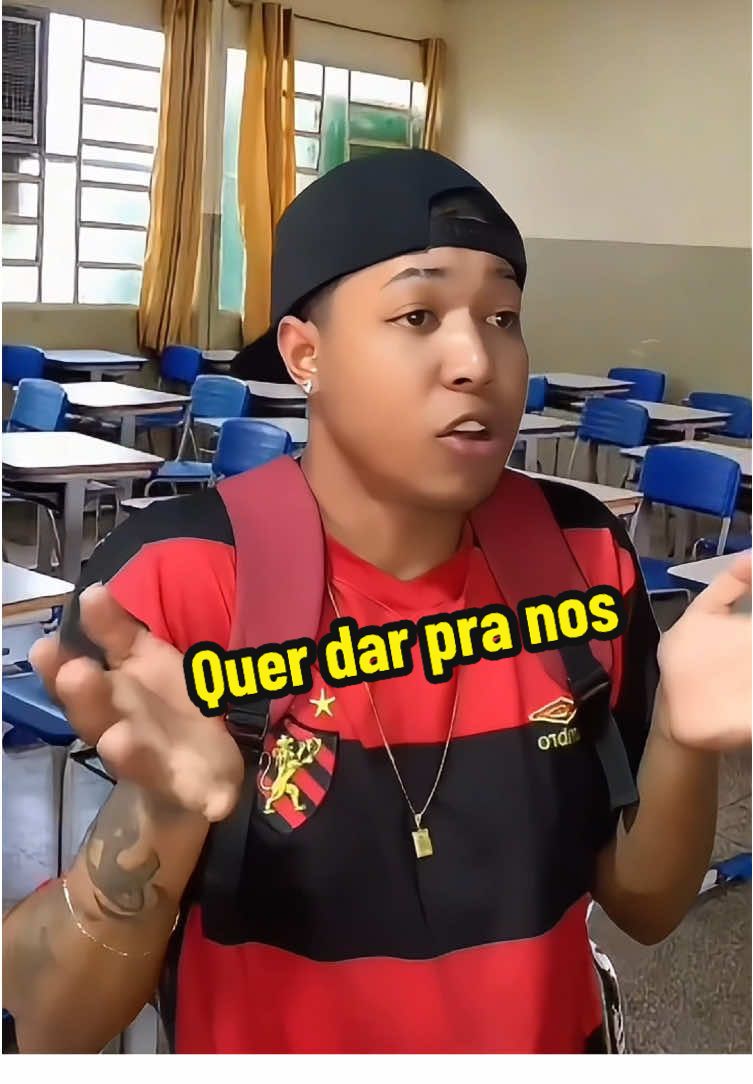 Meninos quando um parceiro demonstra afeto #criae17 