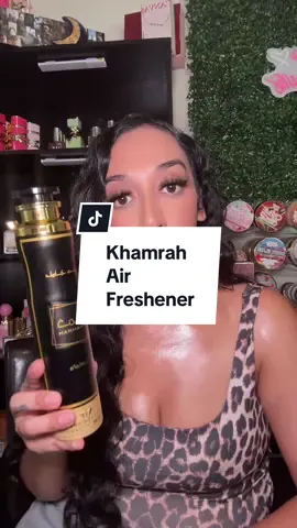 Got my home smelling liek a spicy cinamon apple pie and vanilla bean 😍 Khamrah Air freshener is too good.  #tiktokshopblackfriday 