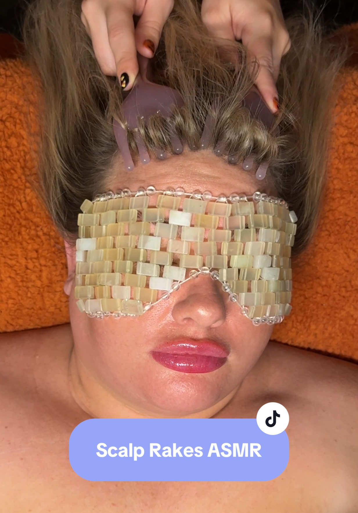 guys these new asmr hairplay tools are NEXT LEVEL. let’s rake away the bad vibes 🧘‍♀️  #scalpmassage #hairplay #asmr #hairplayasmr #relaxing 