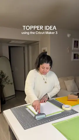 Love the girly touch to this Stitch inspired topper 💕 #cricutprojects #cricutcreations #papercraft #DIY #cricutmaker 