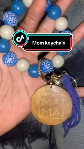 I’m a #keychain #wristlet girlie and this is just so cute. Great #giftidea or something just for you. #momkeychain #beadedkeychains 