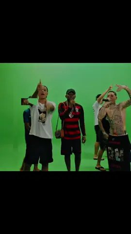Escutei seu som menor achei uma bosta.#caioluccas #thebox #fy #lyrics 