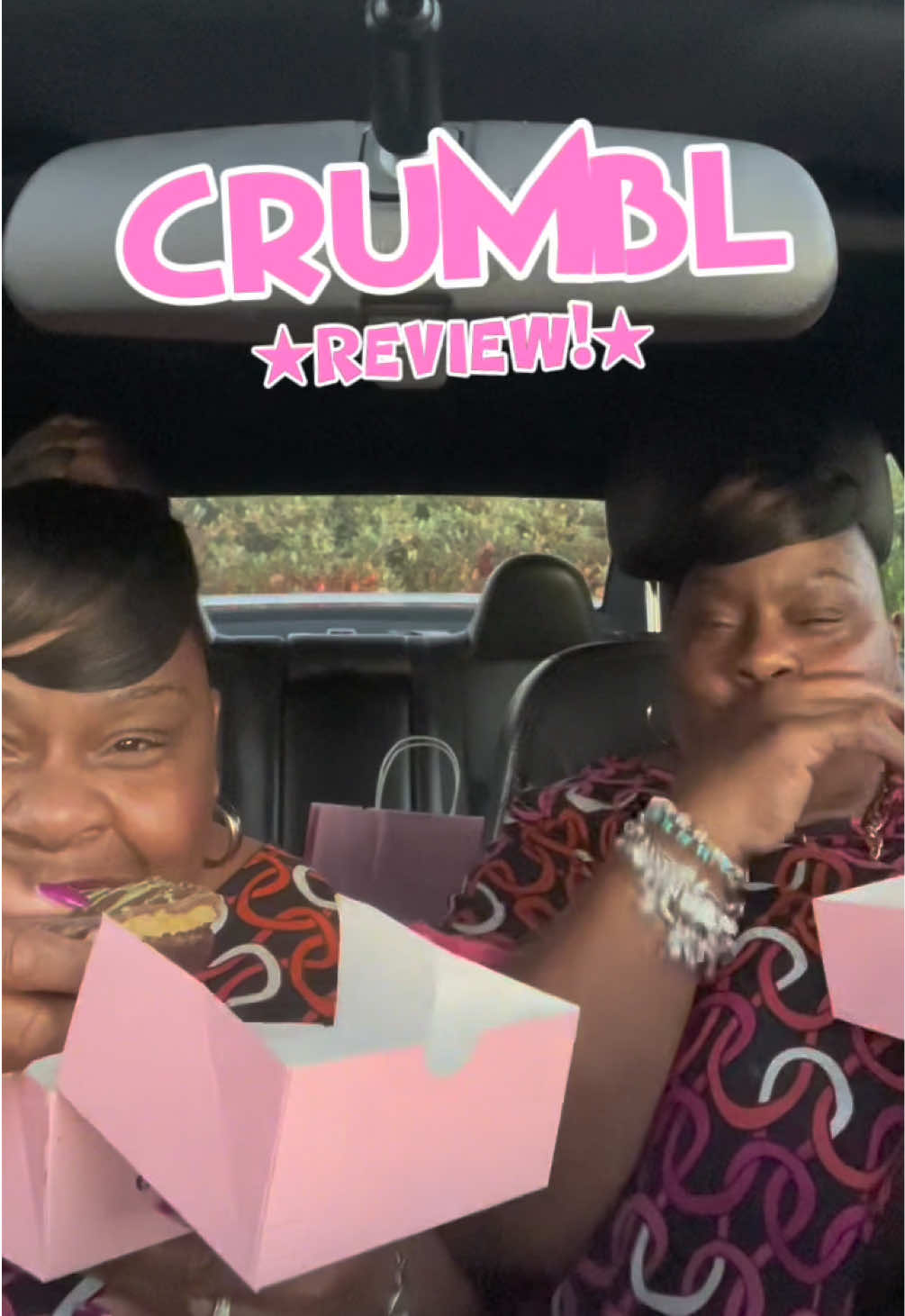 👀 Lookie Lookie Lookie We Got The #dubaichocolate #crumbldubaicookie @Crumbl #crumblecookiereview #crumblcookies  #crumblcookiesoftheweek 