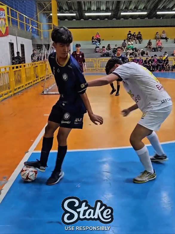 QUANDO O JOGO É VALENDO A COCA 🔥🔥#futsal  #skills  #fy 