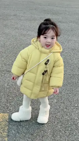 Aoa khoác xinh xỉu 😍 #quanaotreem #aokhoacchobe #quanaobegai #setbegai #phoidoxinh 