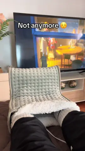 Cold feet? Never again with these thermal slippers ☺️🔥 #heatedslippers #coldfeet #cozyseason #wintermusthave #staywarm  best heated slippers for cold feet 🥶 cozy warm house shoes 🔥 rechargeable slippers that actually work 💯 winter comfort essentials ❄️ soft thermal shoes for home lovers 🏠 perfect for cold mornings and cozy nights 🌙 comfy heated footwear that keeps your feet toasty all day 😌 trending cozy products you didn’t know you needed 🧦 must have winter gadget 2025 