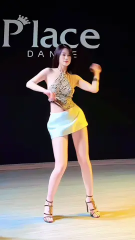 #nhaytiktok #dance #dancer #viral #trending 