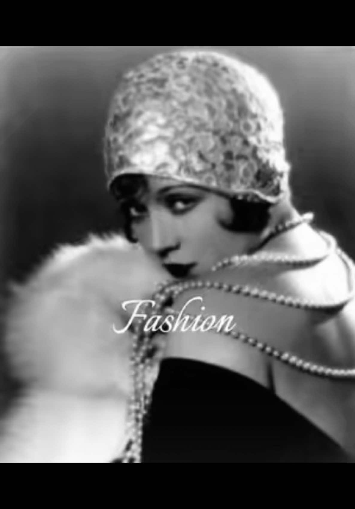 Reposting this because why not. l LOVE FASHION 😝#fyp #edit #History #fashion #franksinatra 