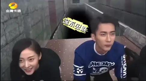 အကိုgameကစား​ေနတာချစ်စရာလေး🥺🥺🥺🥺🥺🥺အားလုံးအတူတူကြည့်ကြမယ်လေ🥺🥺🥺#missyouyumenglong😭😭🥀 #missyouyumenglong😭😭🥀😭😭🥀 