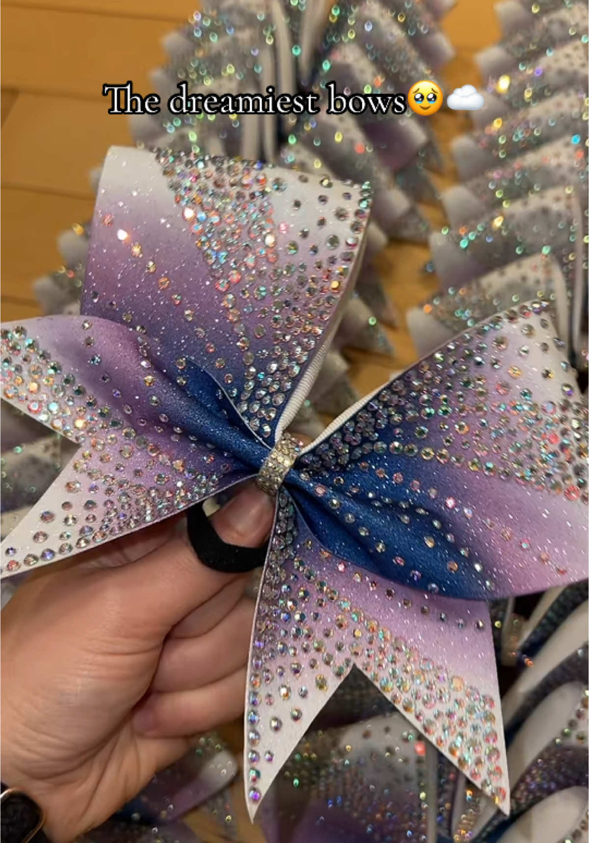 Wish I could go back in time to being a cheerleader with these as my team bows🤭💙 #cheerbowbusiness #cheerbowtok #cheerleadersoftiktok #shopsmall #smallbusinesscheck #ombrebows #ombrecheerbows #sublimation #sublimationbows 