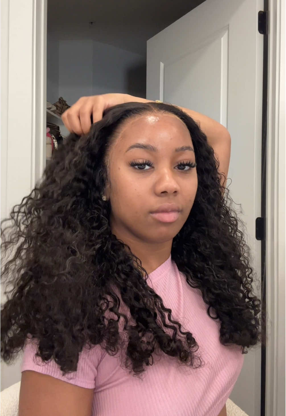 Like wow 🤩😍 @Megalookhair shop #megalook #threego #gluelesswig 