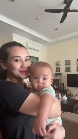 Nemenin ibukk olahraga 🏋🏻‍♀️ mashaallah tabarakallah ✨ 