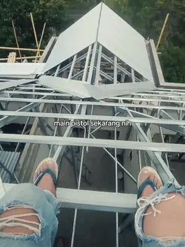 pistol abg lain😂😂