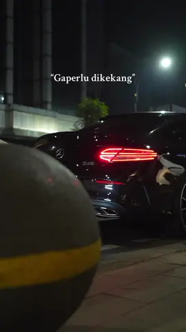 Oops 🤪, dibawa bercanda aja boii 🙌🏼 . . . #mercedesbenz #c43amg #v6 #biturbo #justforfun 