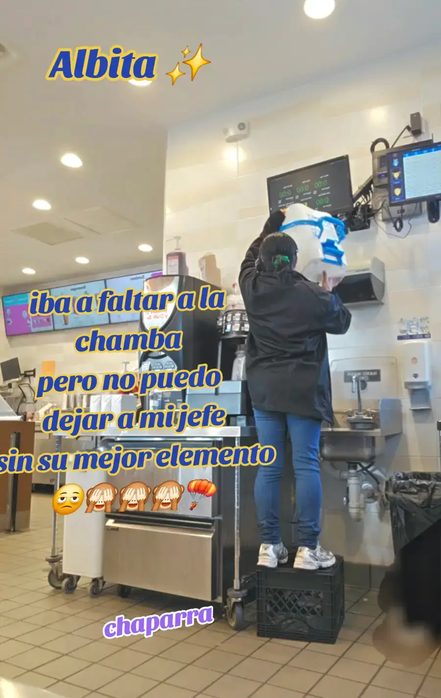 Albita ✨️  iba a faltar a la  #chamba  pero no #puedo  dejar a mi #jefe  sin su mejor #elemento  🫩🙈🙈🙈🪂 🫩🫩🫩🫩🫩🤣🤣🤣🤣🤣 ⭐️⭐️⭐️⭐️⭐️ #Dunkin  
