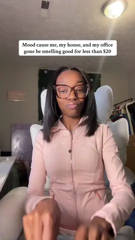 Why yall aint tell me about yara by miss latafa!??? Smells sooo good! #tiktokshopblackfriday #tiktokshopcreatorpicks #creatorsearchinsights 