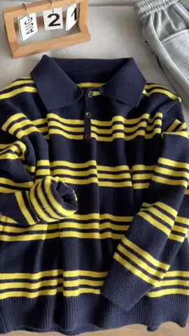 Một em sweater len cổ bẻ xinh hết nấc. #aolennu #aosweater #thoitrangmuadong #doxinhmoingay #viral 