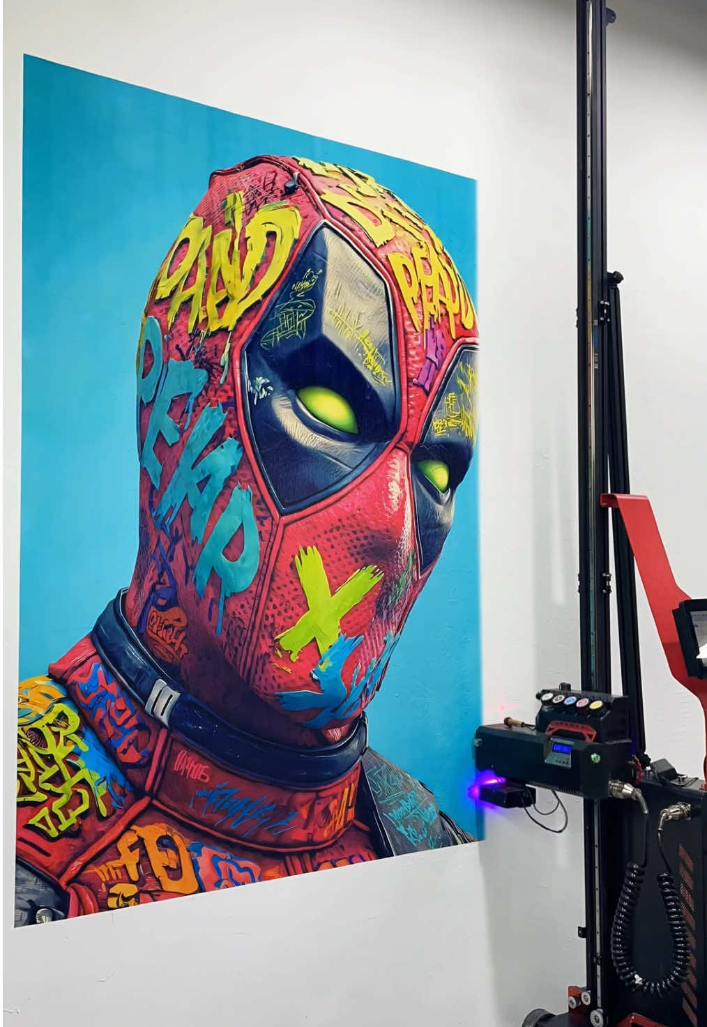 We used the MK-01 to print a super cool Deadpool figure. But it can print anything! Whether it's any image you like or over 200 different materials, it can handle it. If you have a creative idea, the MK-01 can help you realize it.#wallprinter #wallprinting #friankor #business #wallprintermachine 