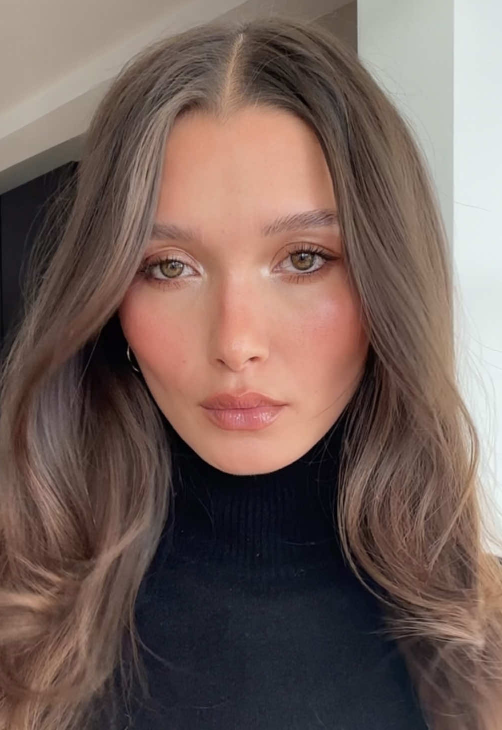 Me 🤝🏼 brown tones (but also I think I might have blush blindness? Idk) #fyp #fallmakeup  Products: @Charlotte Tilbury contour wand  @NARS Cosmetics Laguna bronzer @Diorbeauty rosy glow blush  @rabanne colorshot eyeshadow  @Victoria Beckham Beauty @Westman-Atelier super loaded highlighter @Valentino.Beauty pen  @victoriabeckham lip Definer  @Olehenriksen peptide lip balm @REFY highlighter  @Givenchy Beauty finishing powder  @Rare Beauty highlighter on inner corners