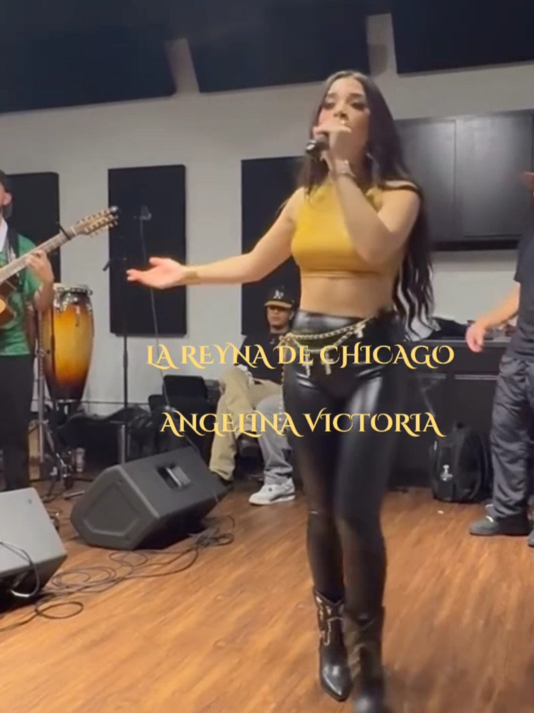 Adelantar O Retrasar El Tiempo @Angelina Victoria ♡ #parati #angelinavictoria 