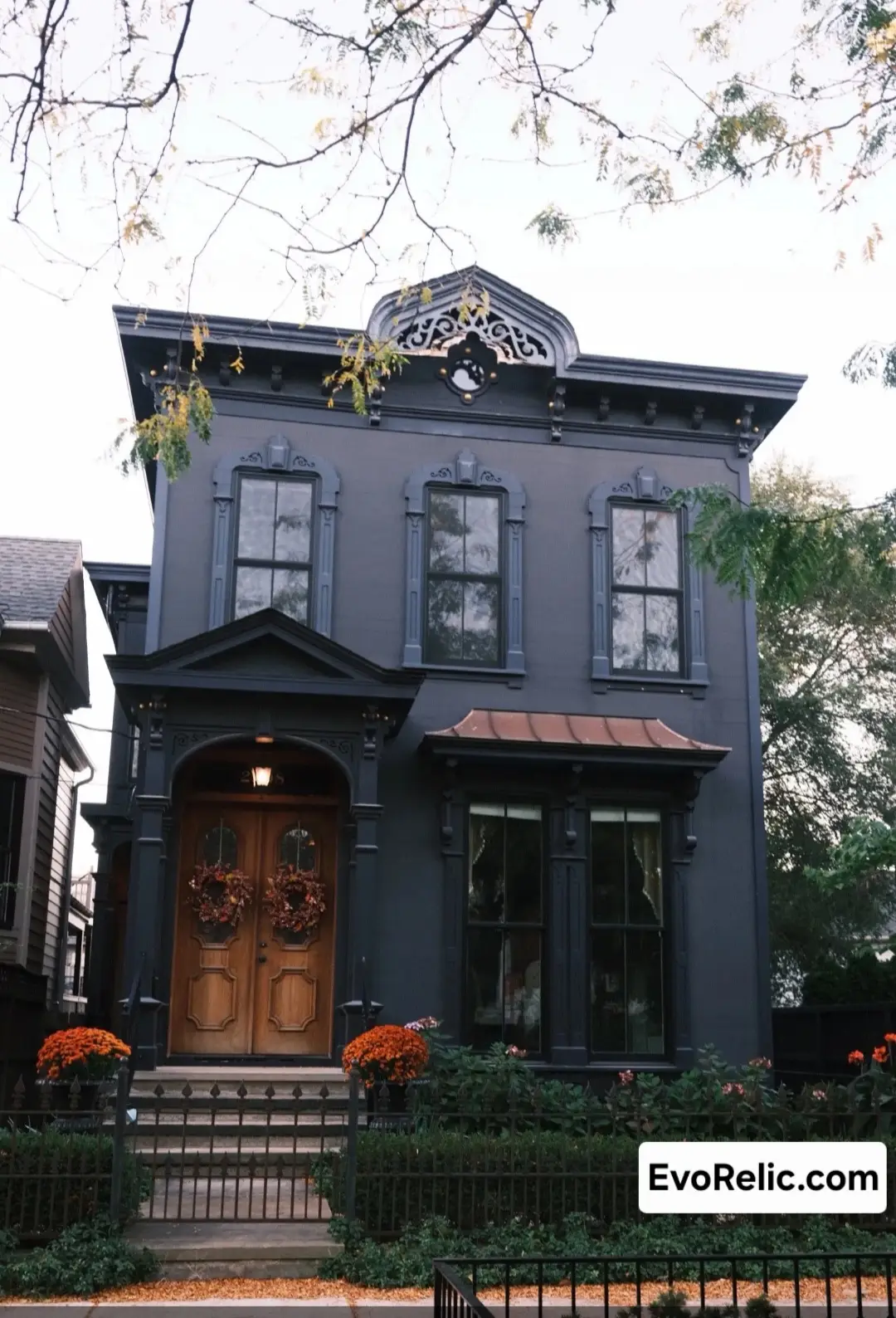 We've begun decorating the crib for Halloween 🎃 spooky Cleveland  #Halloween #Cleveland #holidays 