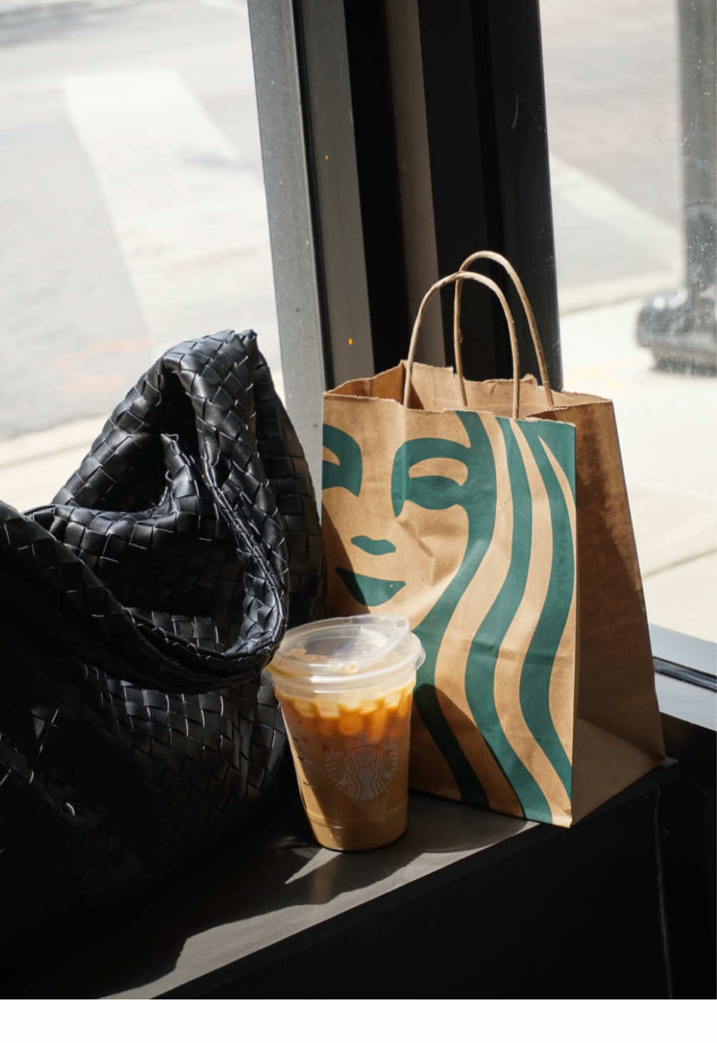 Just another coffe run ☕️ #pov #fyp #foryou #coffeetok #OOTD #StreetStyle #coffeegirl #outfitcheck #stylevibes