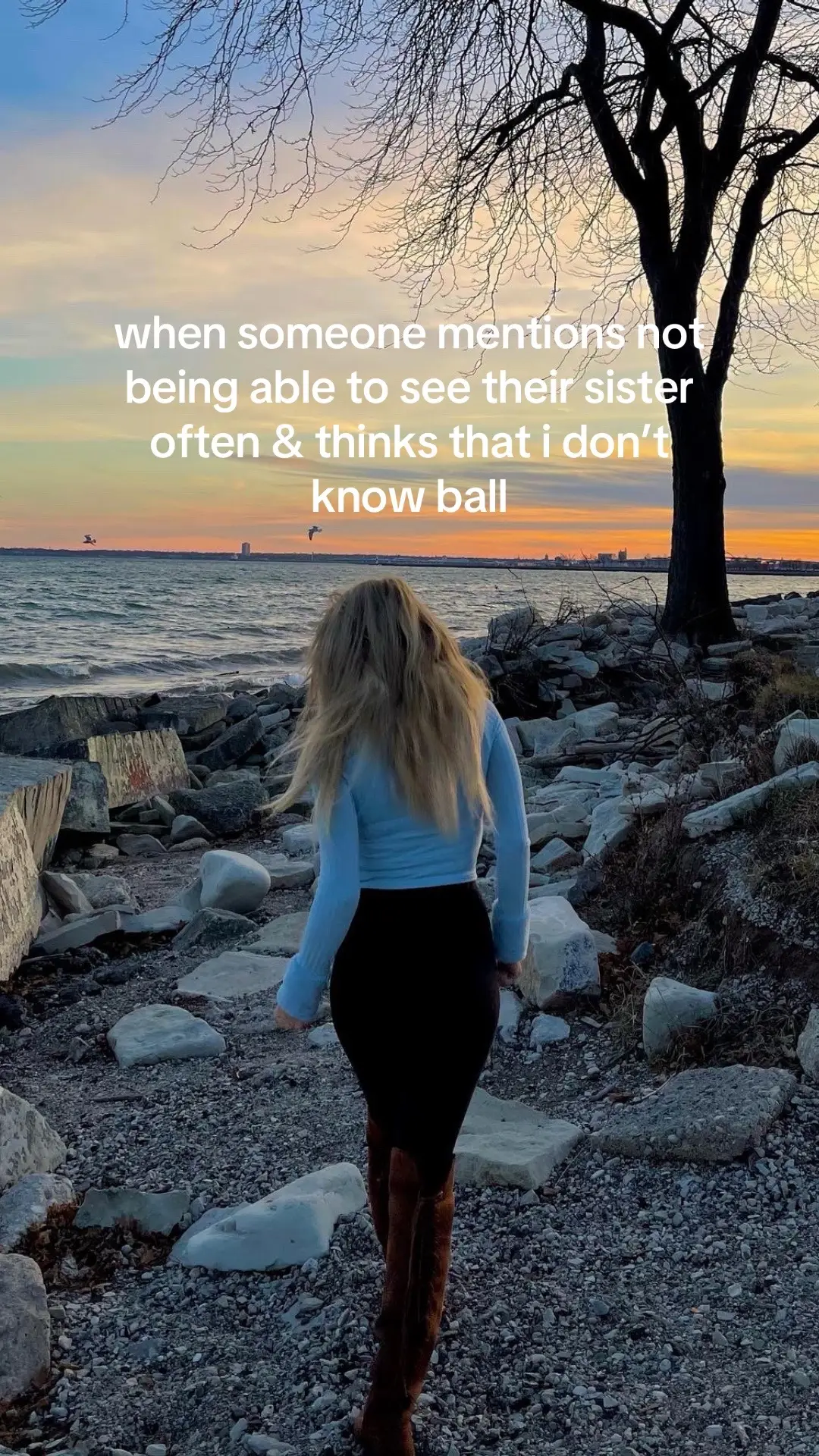 what i’d give to live 7 minutes away again😓 #sisters #imissmysister #longdistance #Siblings #imissyou 