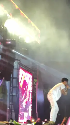 antusias masyarakat kutim hujan2 di acara konser pekan raya sgtta .. #anji #sangatta #kantordprd #kutaitimur