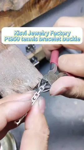 #jewelry #jewelrymaking #customjewelry #jewelrymanufacturer #jewelryfactory 