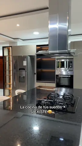 La cocina de tus sueños sí existe 🤩 #cocinasmodernas #mueblesmodernos #tendencia2025 #paratii 