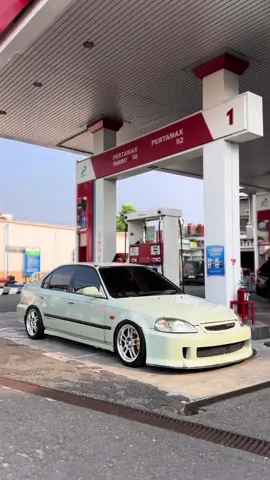 mobil tua yang dipaksa tampil muda🥶😍 #civic #civicferio #fyp 