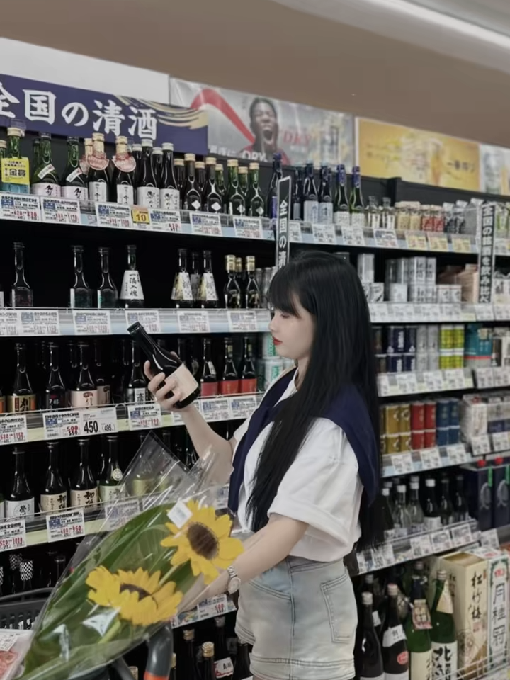 4 mùa , 3 bữa ,một mình, không người yêu ..!